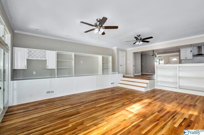 Primary Photo - 2223 SE California St