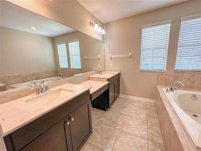 Building Photo - 8979 39th St Cir E