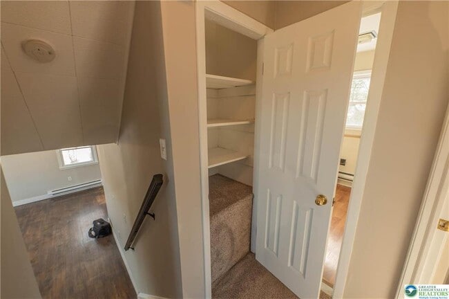 Building Photo - 1424 Grace St