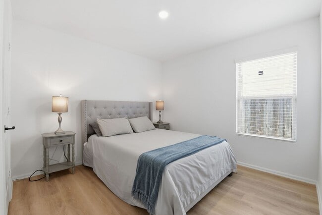 Building Photo - Gorgeous all renovated Home in New Caney, TX!.