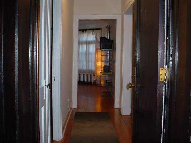 Building Photo - 3417 W Drummond Pl