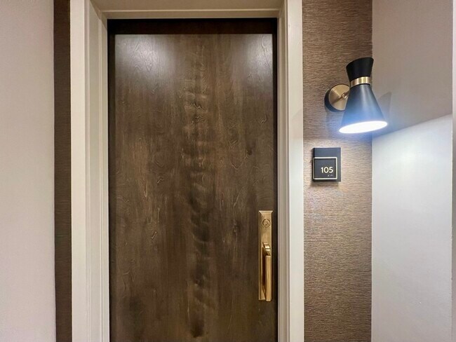 Building Photo - 801 N St NW