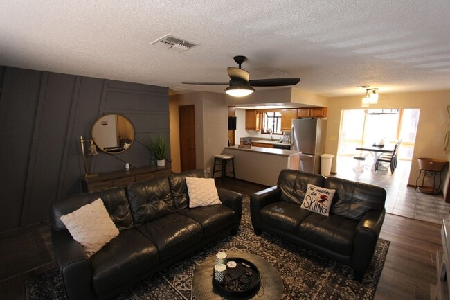 Building Photo - Fully Furnished 4-Bed Home in Kachina Village with Bonus Rec Room