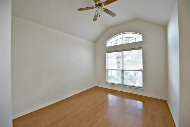 Building Photo - 1803 Jojoba Dr