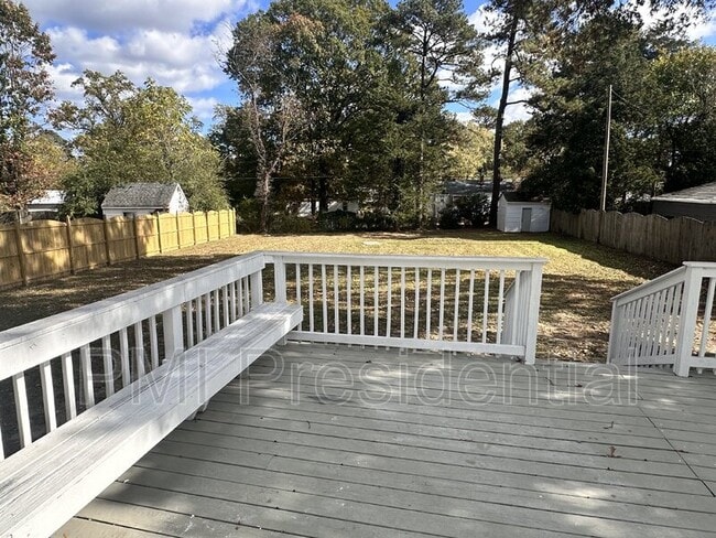 Building Photo - 1507 Foster Rd