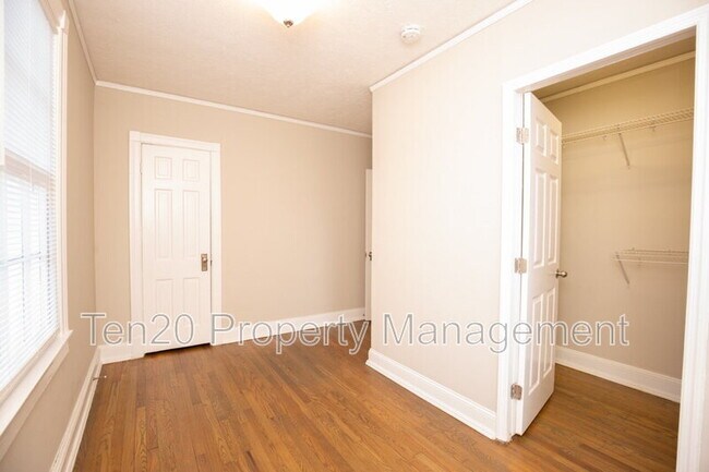 Building Photo - 3615 Phelts Dr