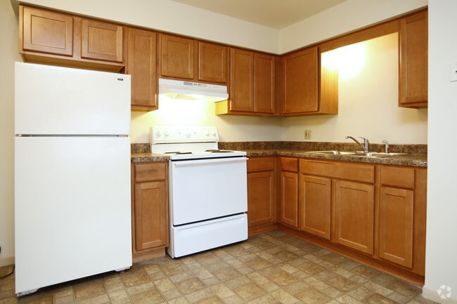 2 BR, 1 BA - kitchen - Pine Ridge