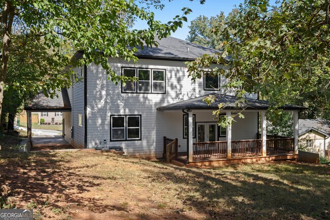 Building Photo - 1331 Diamond Ave SE