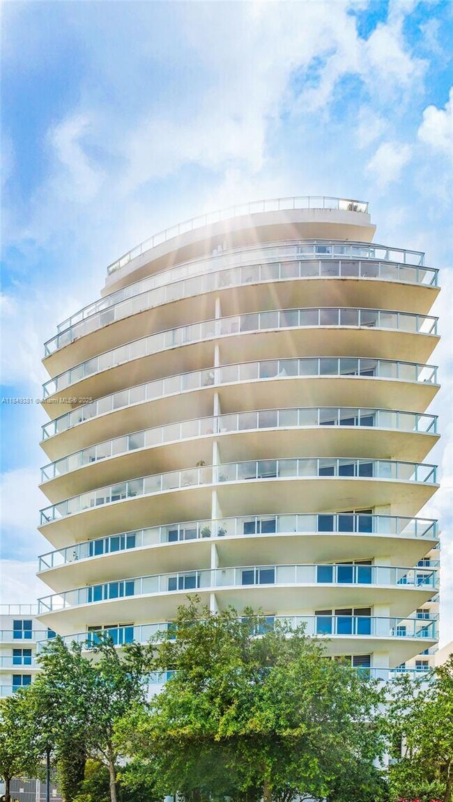 Building Photo - 4250 Biscayne Blvd