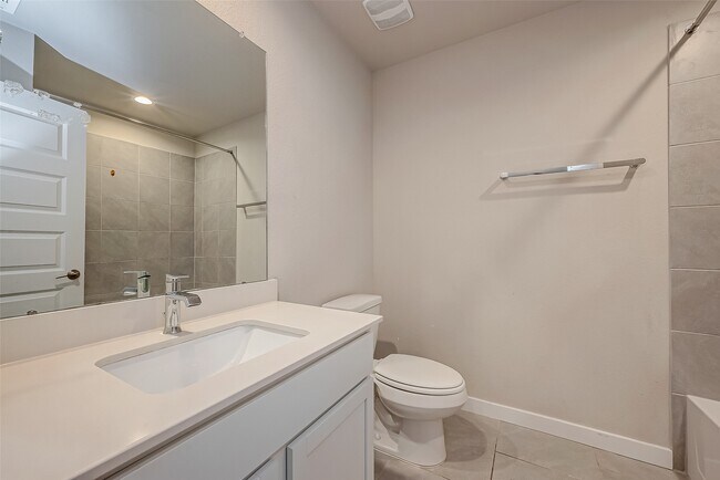 Building Photo - 19010 Norbury Pk Ln