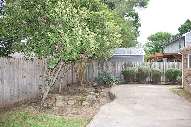 Building Photo - 1829 Teton Dr