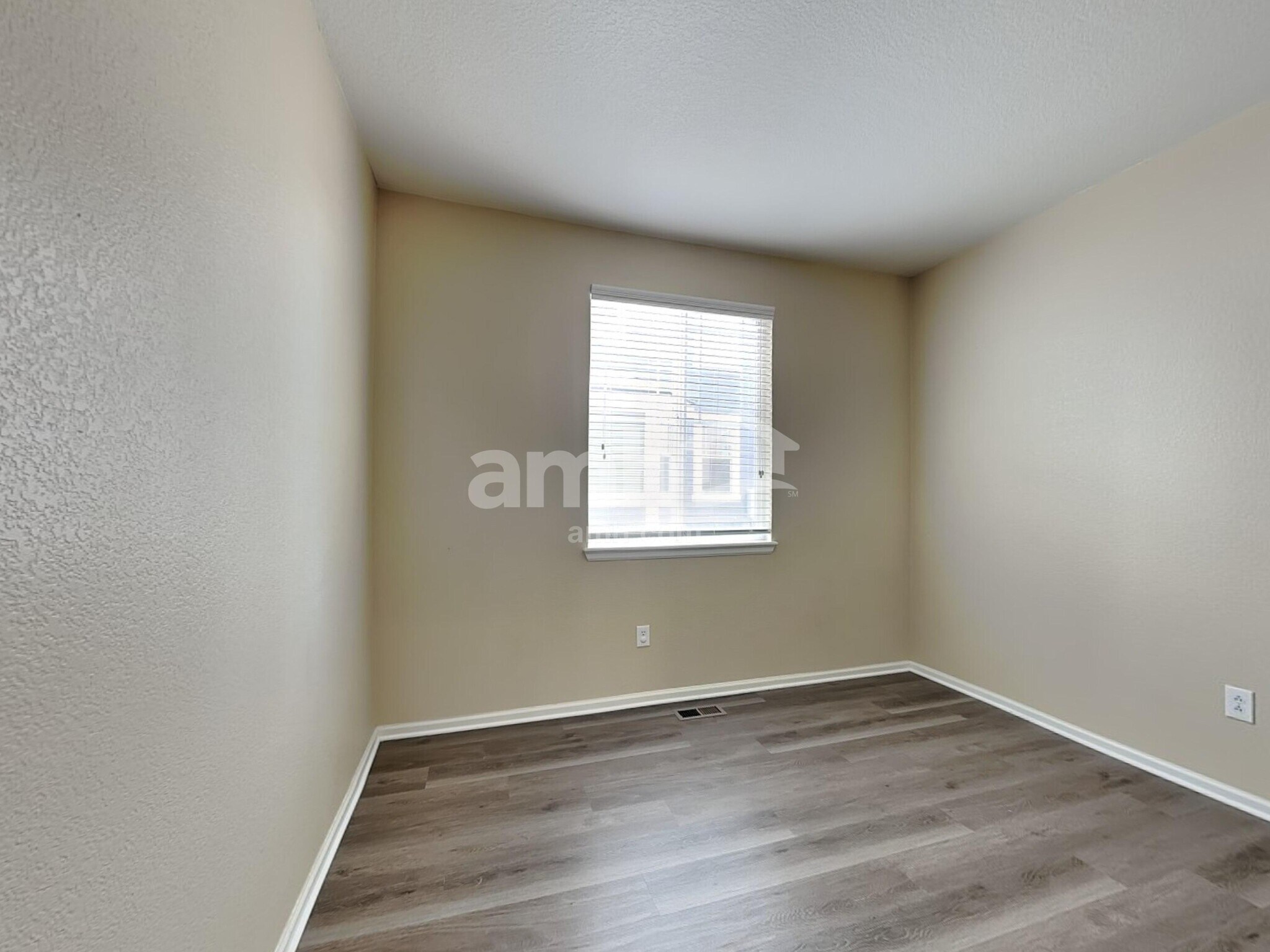 Building Photo - 11791 Lewiston St