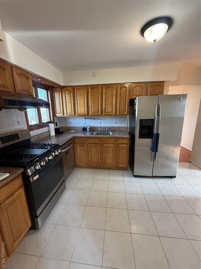 Building Photo - 97 Arlington Ave