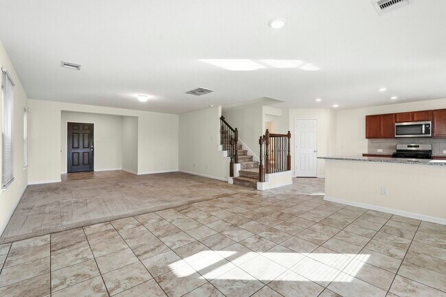 Building Photo - 13111 Mills Grove Dr