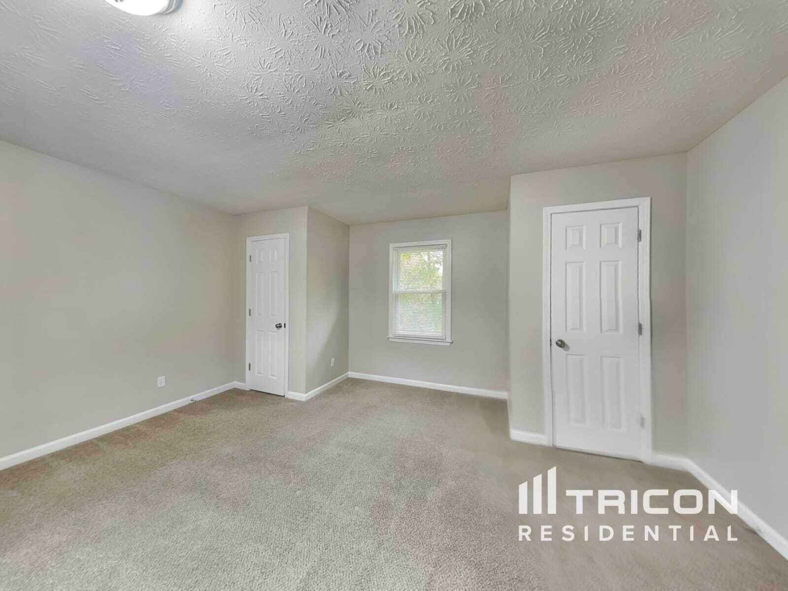 Building Photo - 1925 Sidneys Cove