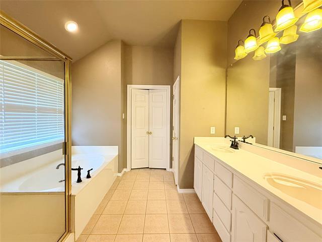 Building Photo - 2713 Flint Rock Dr