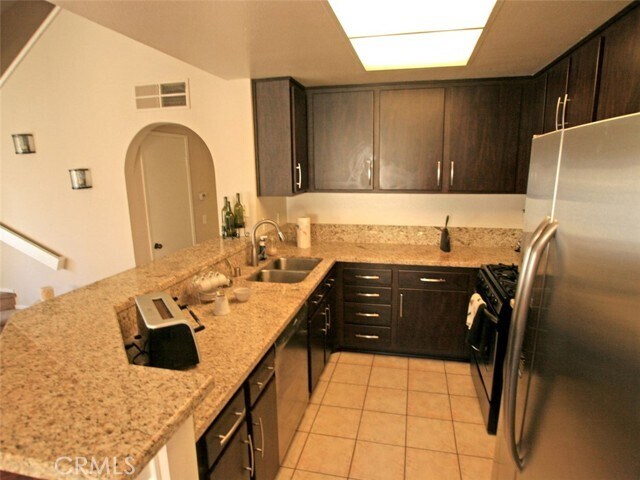 Building Photo - 24352 Acaso