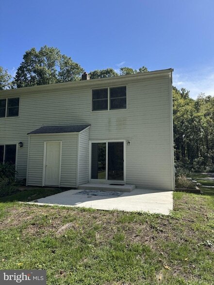 Building Photo - 6025 Honey Hollow Rd