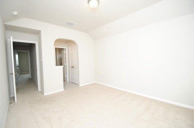 Building Photo - 60 Indian Wells Dr