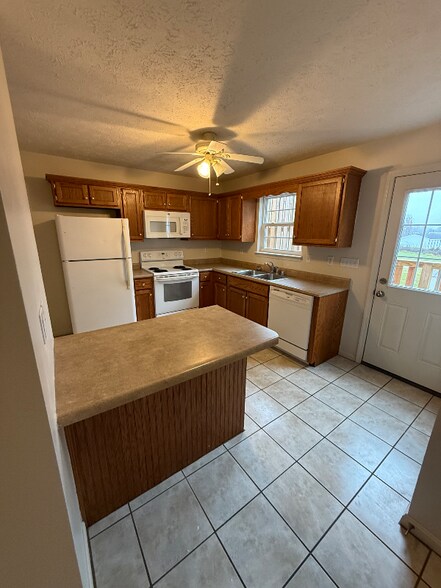 Building Photo - 57 Haven Ct