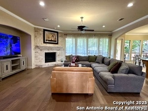 Building Photo - 24842 Fairway Springs