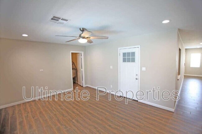 Building Photo - 17802 N 43rd Way