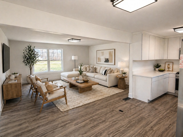 Building Photo - 8418 Meadowbrook Dr