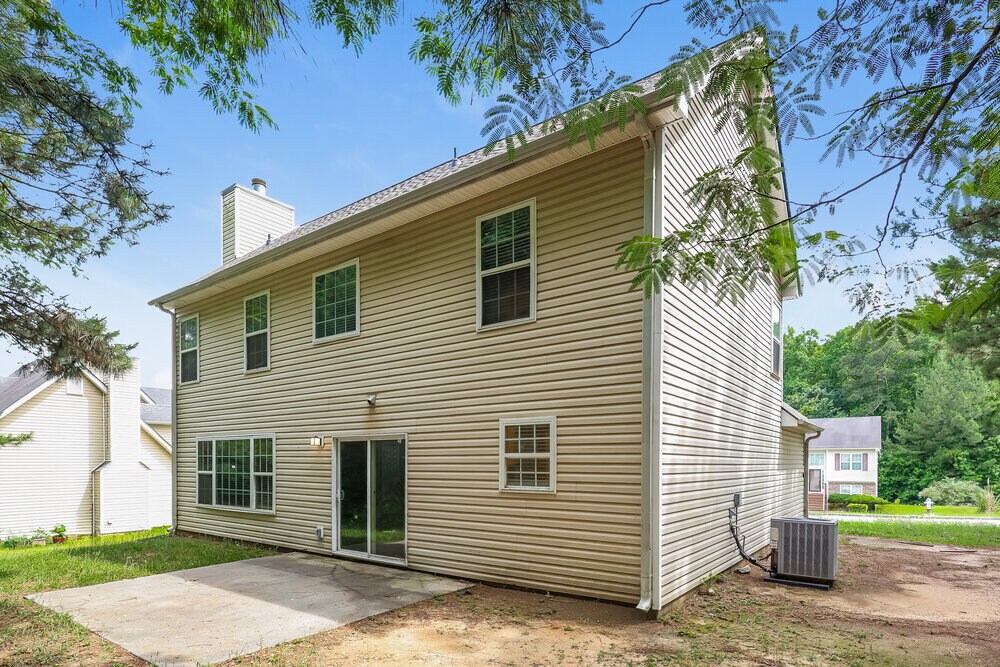 Building Photo - 5201 Summer Brooke Ct