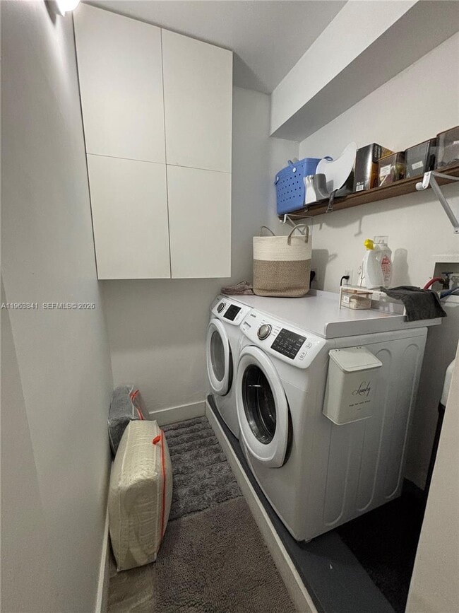 Building Photo - 341 SW 121st Ave