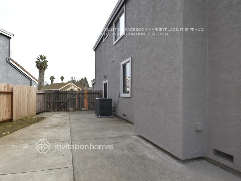 Building Photo - 1109 Coulter Ct