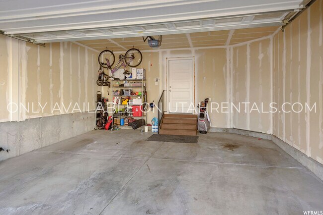 Building Photo - 5073 W Arete Wy