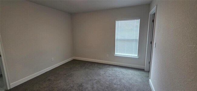 Building Photo - 3107 NE 46th Ave