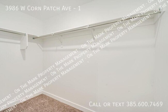 Building Photo - 3986 W Corn Patch Ave