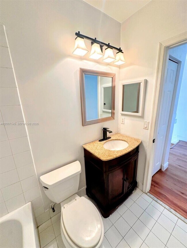 Building Photo - 2641 SW 83rd Ave