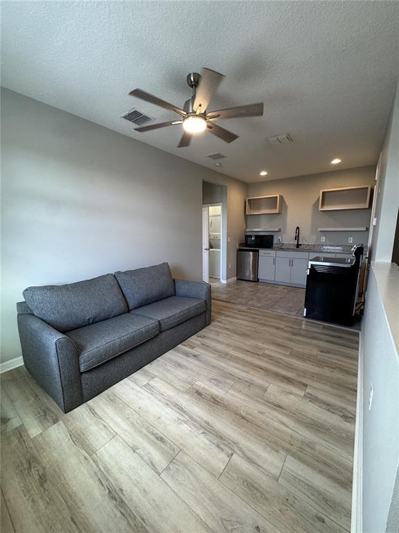 Building Photo - 16042 Micelli Dr