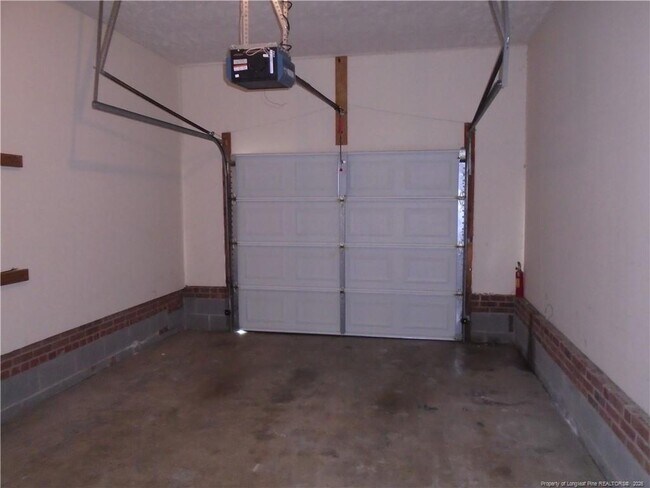 Building Photo - 921 Glen Reilly Dr