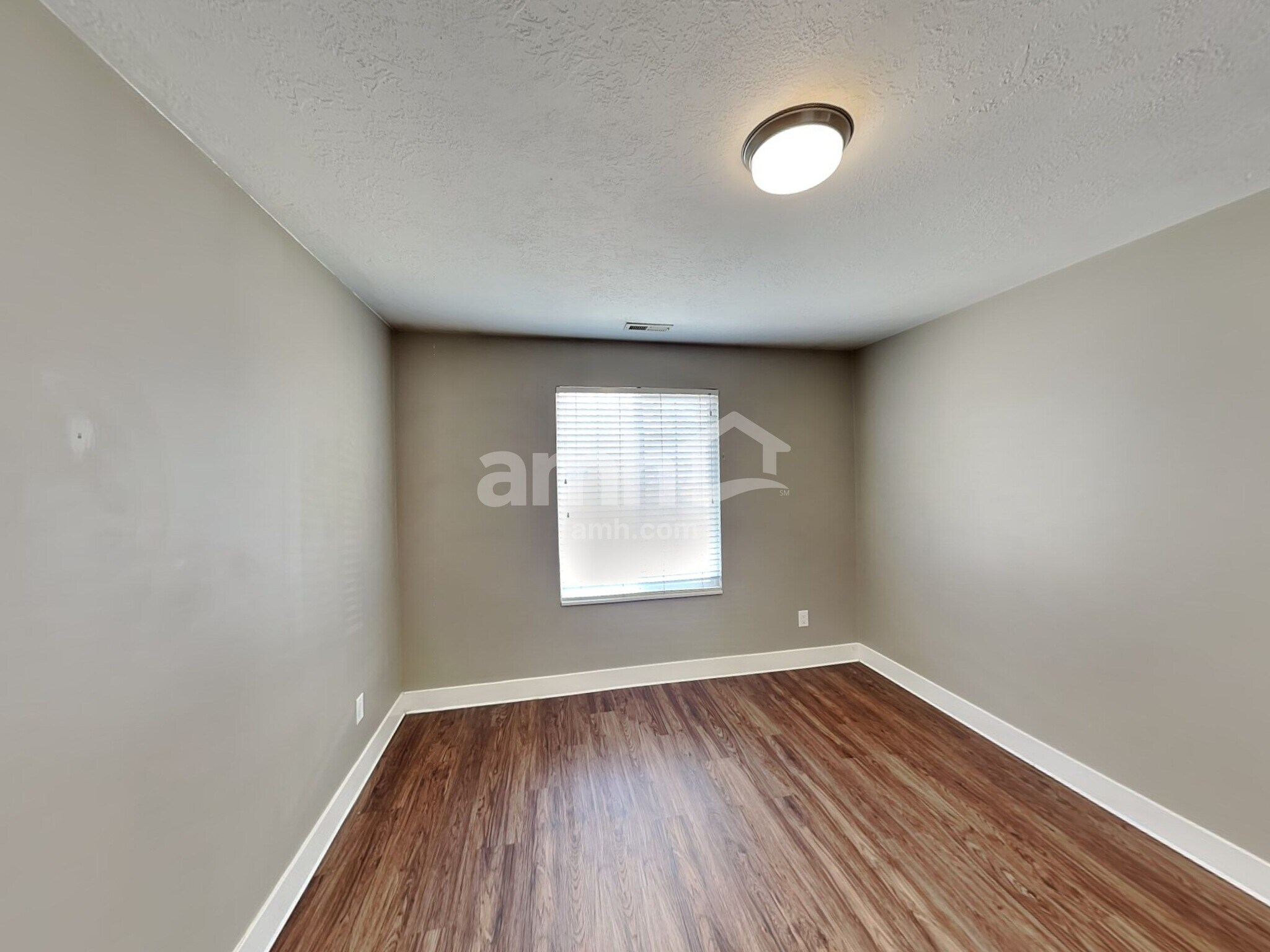 Building Photo - 1968 S 1550 W