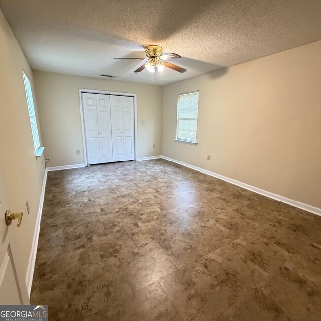 Building Photo - 1207 Edna Pl