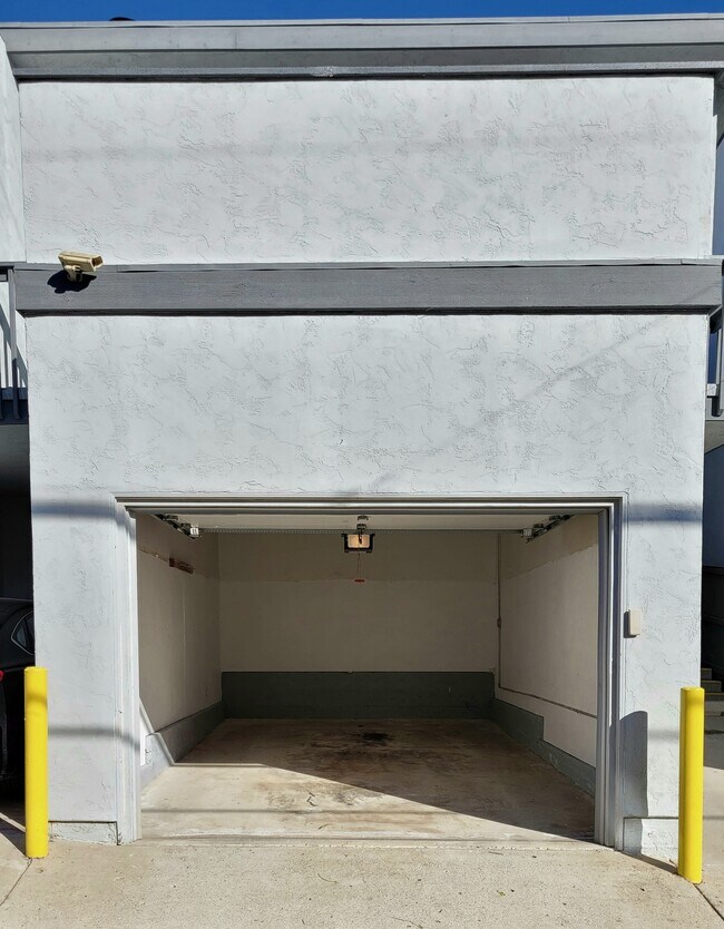 Garage offers space for storage - 3962 Haines St