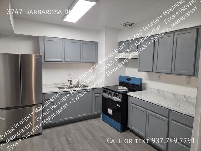 Building Photo - 3747 Barbarosa Dr