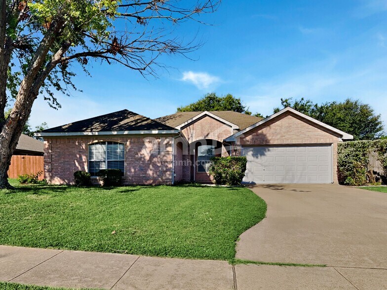 Primary Photo - 1120 Darren Dr
