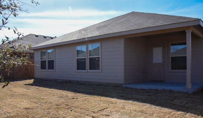 Building Photo - Beautiful 4/2/2 be the FIRST occupant!