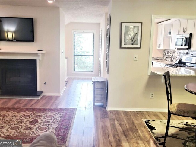 Building Photo - 602 Wynnes Ridge Cir SE