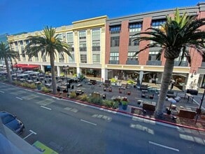 Building Photo - LUXURY Living at Santana Row! Private Cond...