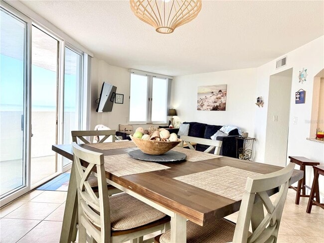 Building Photo - 3047 S Atlantic Ave