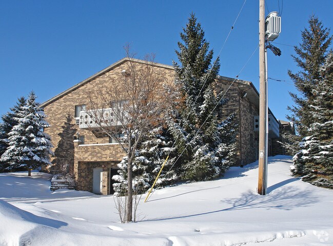 Building Photo - Woodview II Apartments