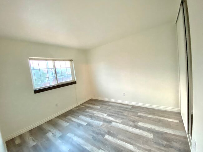 Building Photo - 12900 Pan Am Blvd