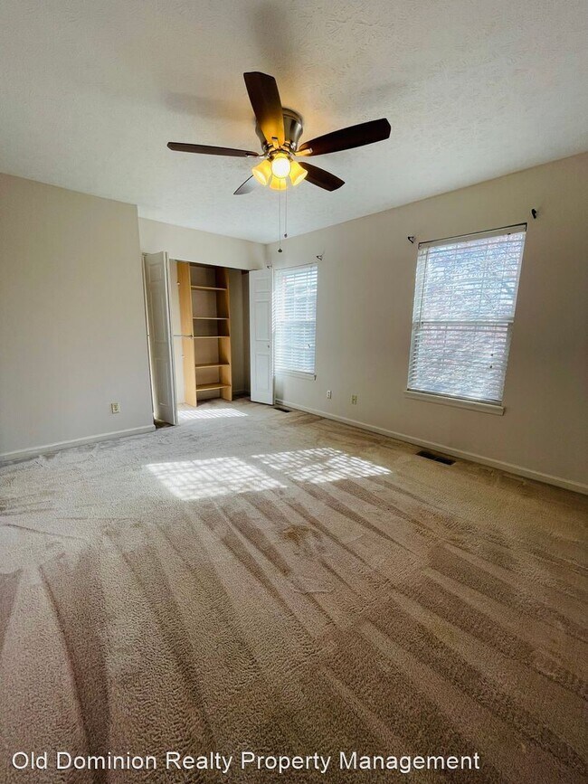 Building Photo - 3 br, 1.5 bath House - 879 Northfield Court