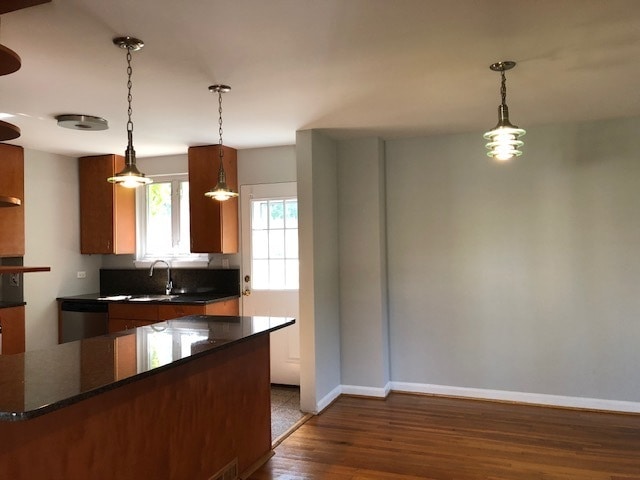 Building Photo - 710 Broadview Ave