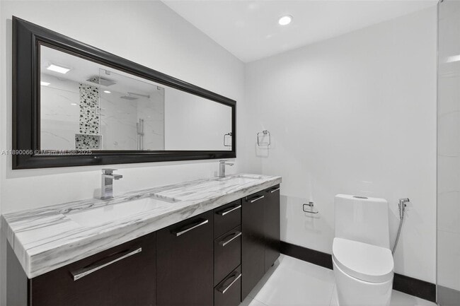 Building Photo - 8851 NW 119th St